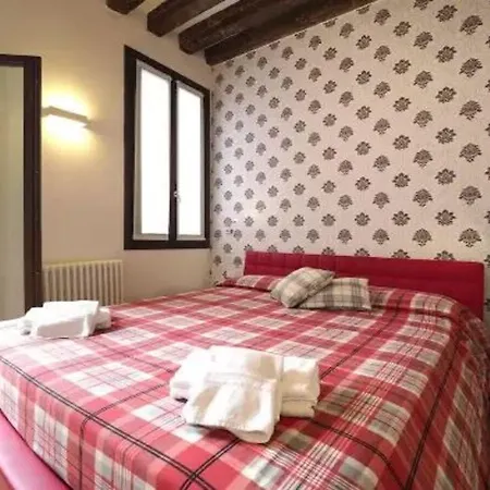 Beccarie Rialto Apartment Venice